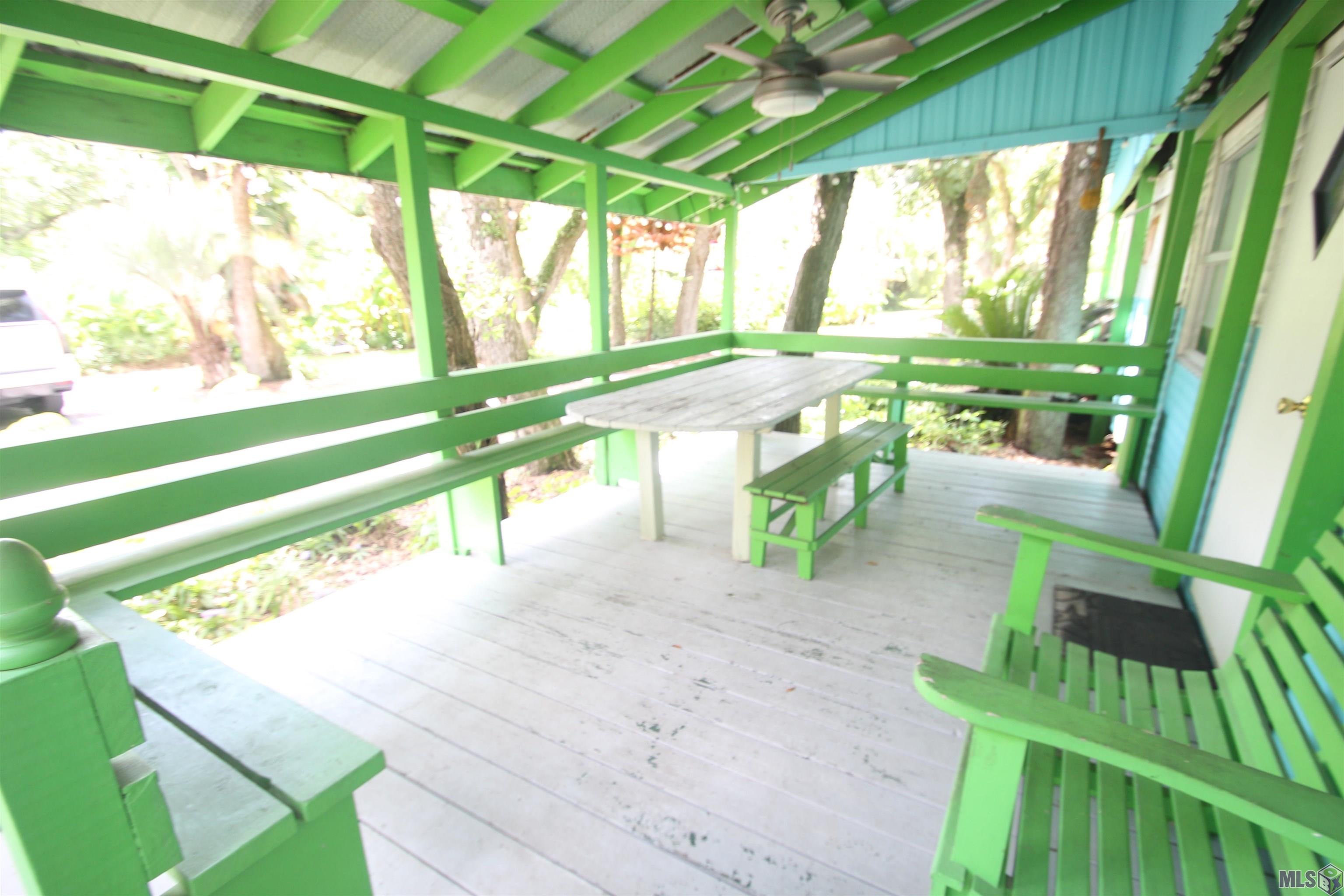 176 Hector Lane Grand Isle, LA 70358 - Photo 4 of 13