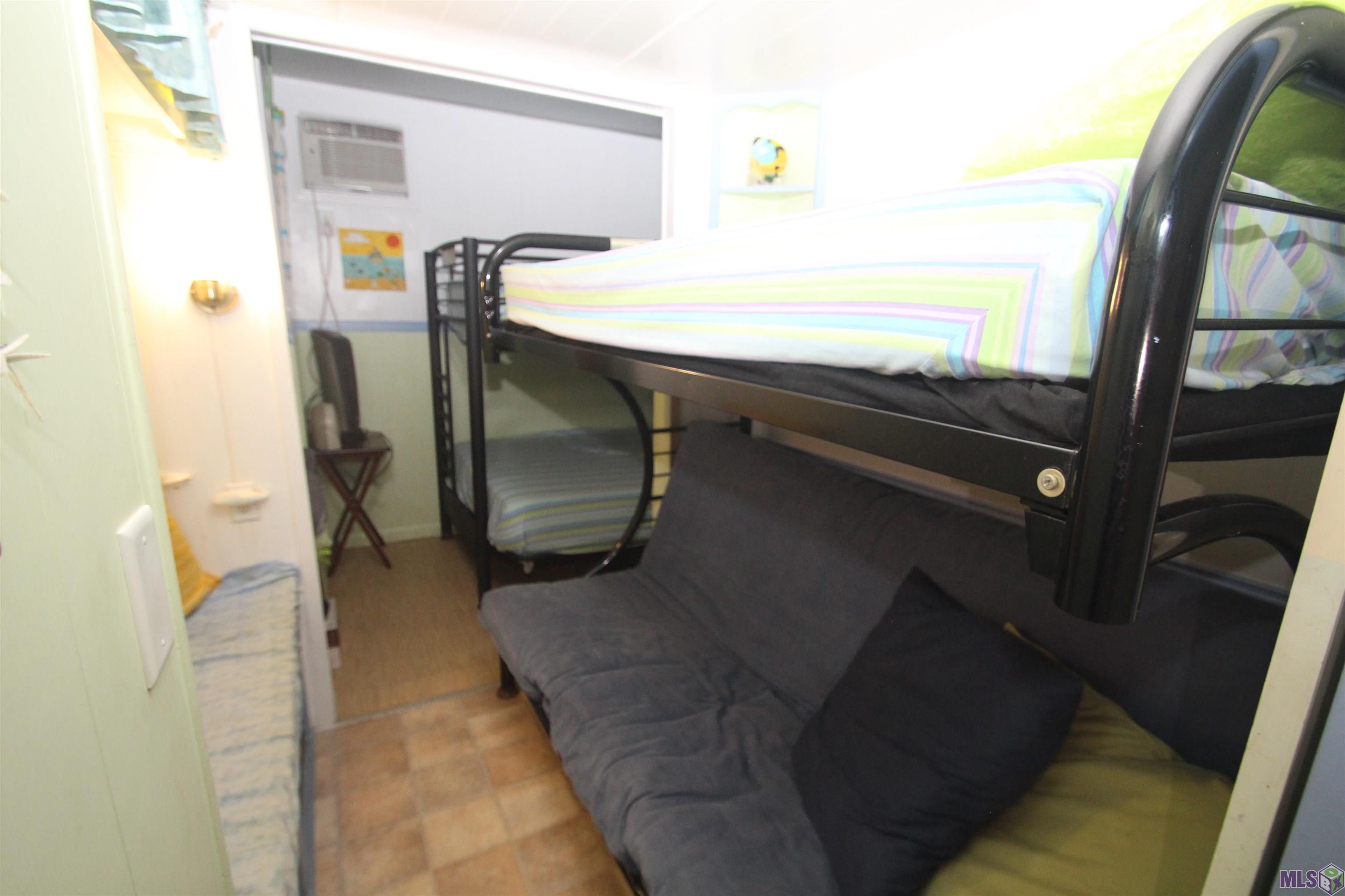 176 Hector Lane Grand Isle, LA 70358 - Photo 8 of 13