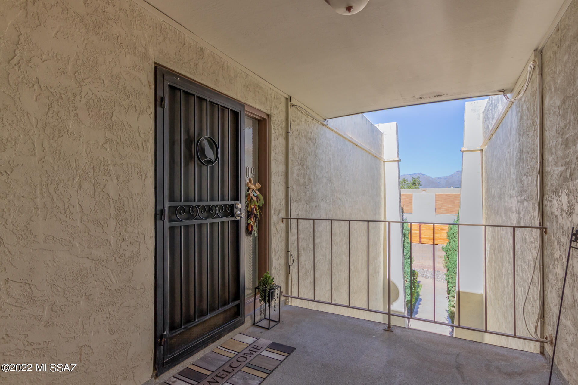 625 South Prudence Road, Unit 209 Tucson, AZ 85710 - Photo 4 of 30