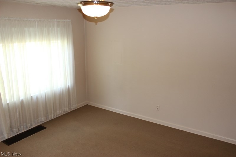 4239 20th Street Northwest Canton, OH 44708 - Photo 9 of 34 Gallery Image 9