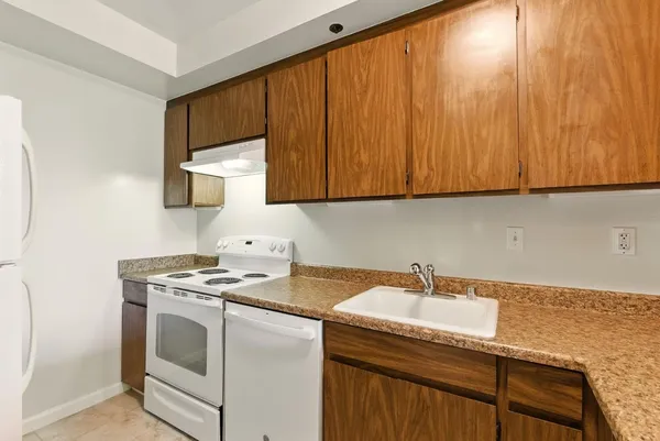 $695,000 | 525 Almer Road, Unit 309, Burlingame, CA 94010