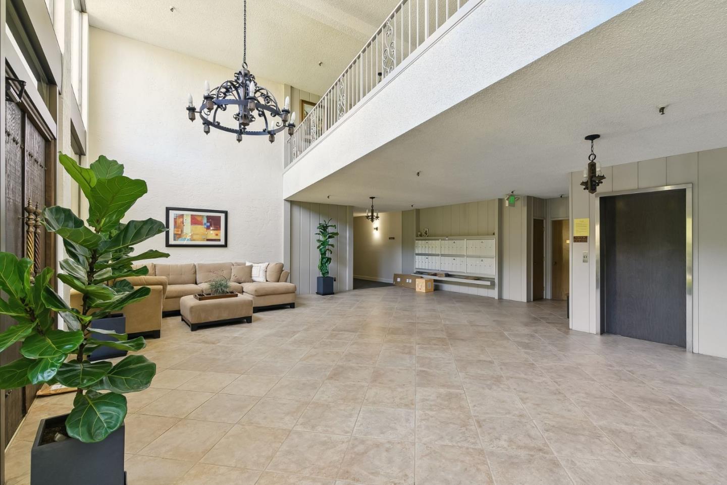 525 Almer Road, Unit 309 Burlingame, CA 94010 - Photo 6 of 27