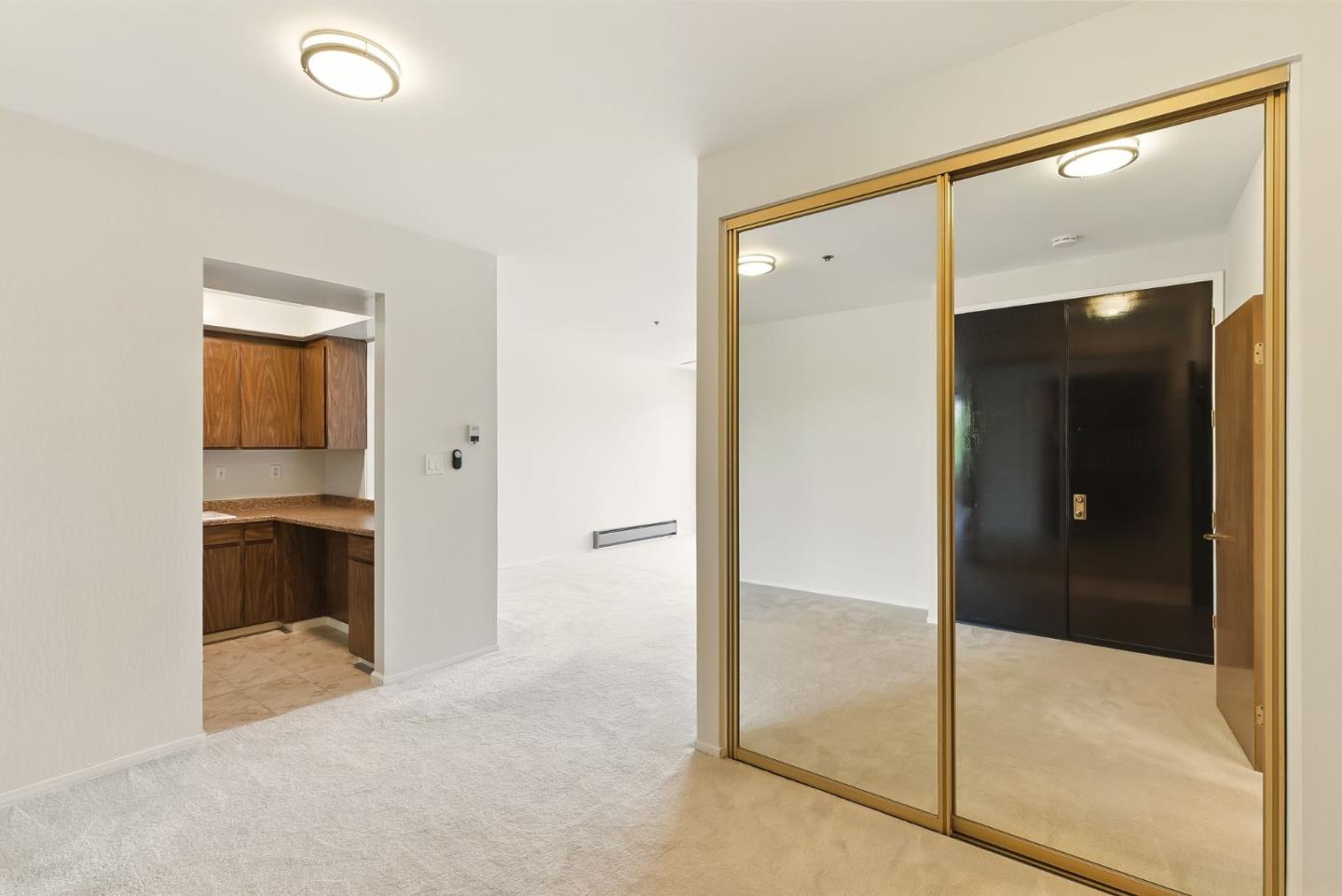 525 Almer Road, Unit 309 Burlingame, CA 94010 - Photo 10 of 27