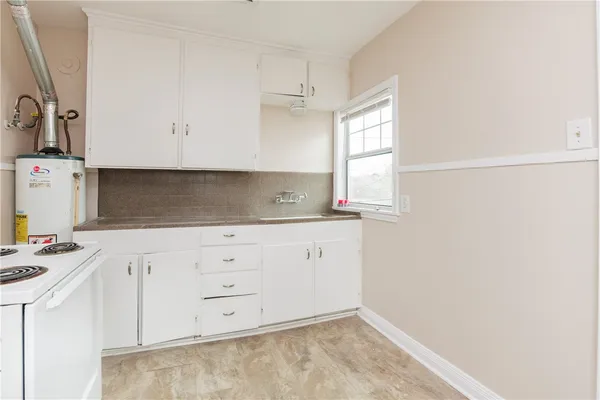 $895 | 465 Texas Avenue, Corpus Christi, TX 78404