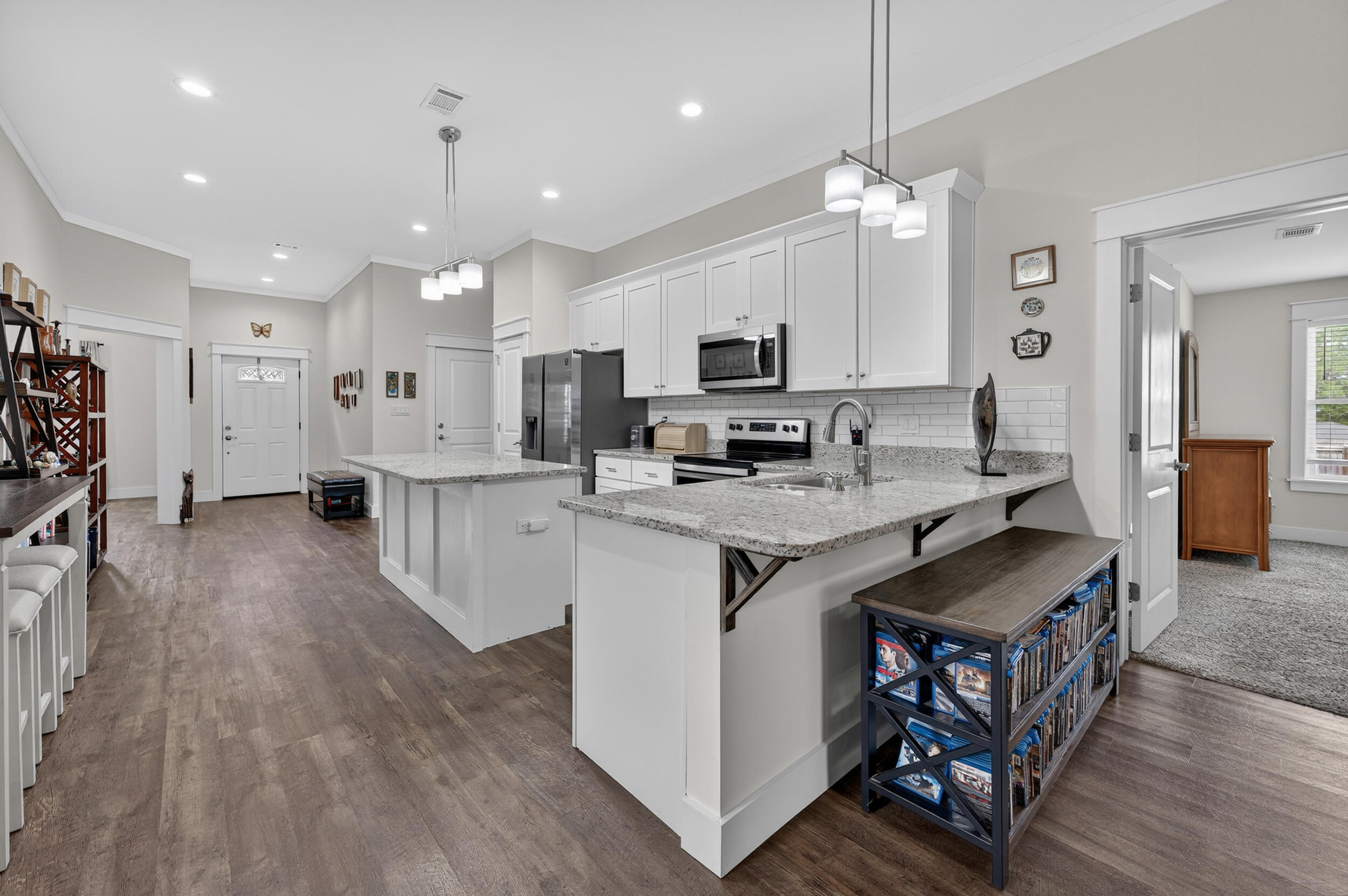 3113 Pinot Way Crestview, FL 32536 - Photo 9 of 50 Breakfast Bar