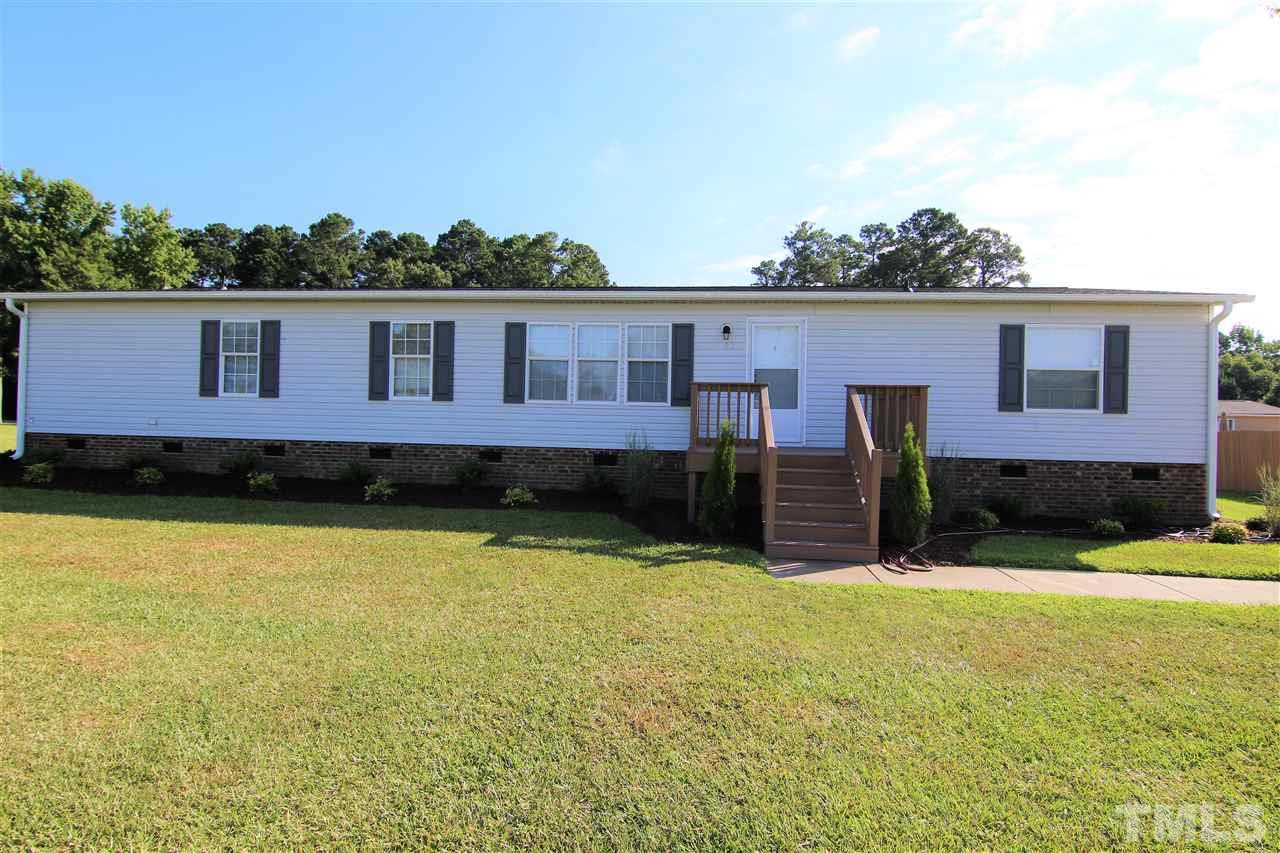 82 Rocks Edge Lane Smithfield, NC 27577 - Photo 2 of 21 Gallery Image 2