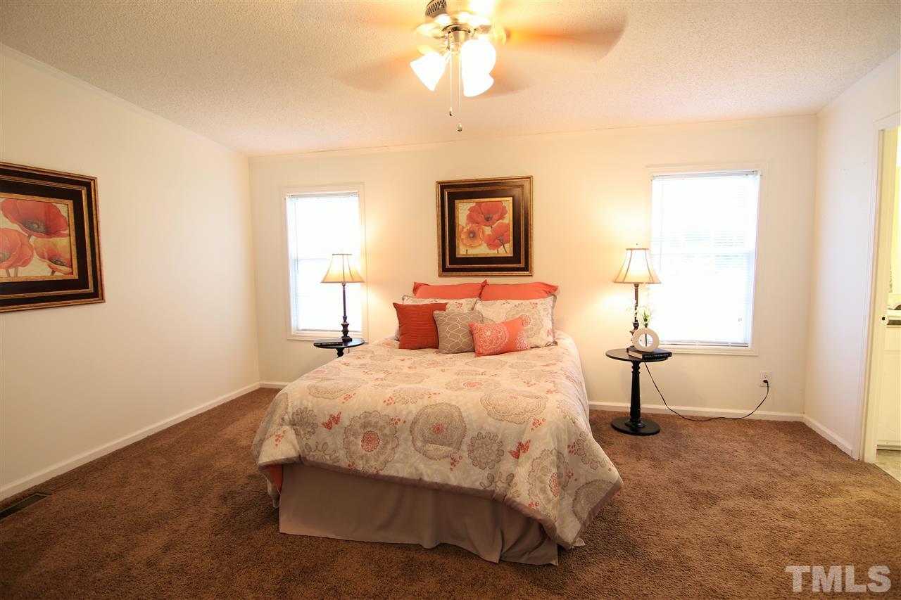 82 Rocks Edge Lane Smithfield, NC 27577 - Photo 12 of 21 Gallery Image 12