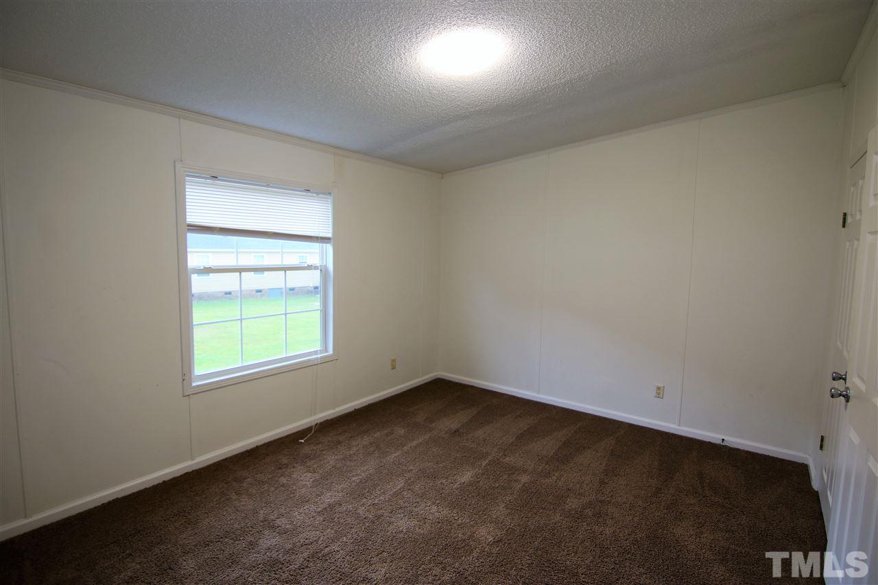 82 Rocks Edge Lane Smithfield, NC 27577 - Photo 18 of 21 Gallery Image 18