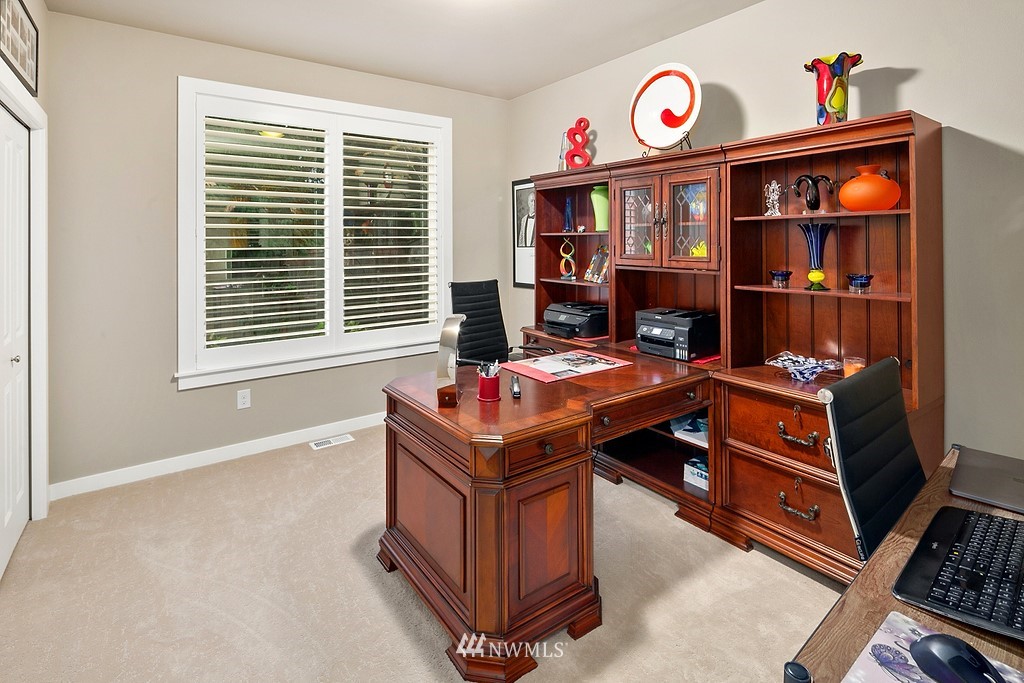21920 37th Avenue Southeast Bothell, WA 98021 - Photo 20 of 39 a room with furniture and a window