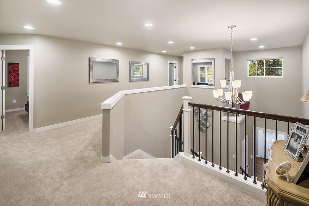 21920 37th Avenue Southeast Bothell, WA 98021 - Photo 24 of 39 a view of a hallway with windows