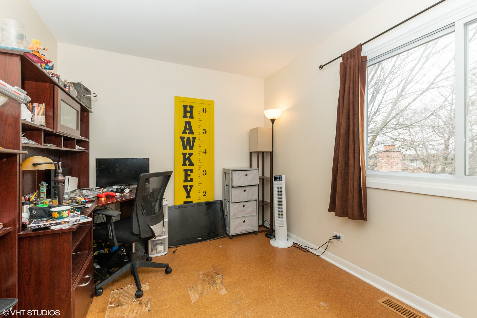 5746 Timberlane Road Matteson, IL 60443 - Photo 12 of 19 a view of a workspace with furniture and a window