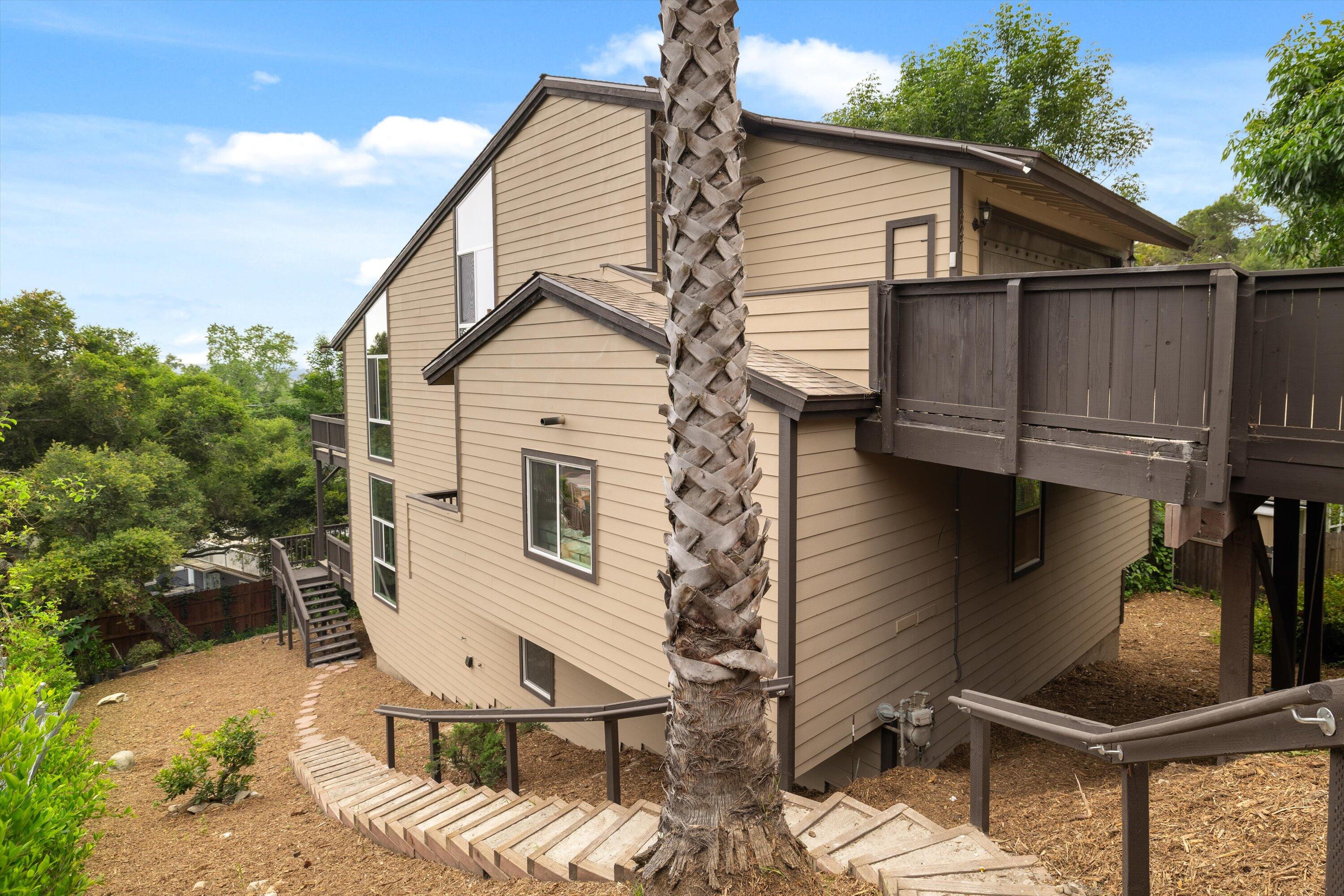 827 Cheltenham Road Santa Barbara, CA 93105 - Photo 34 of 47 a view of deck with patio