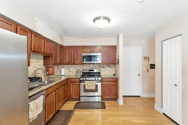 $310,000 | 1273 Dunamon Drive, Bartlett, IL 60103