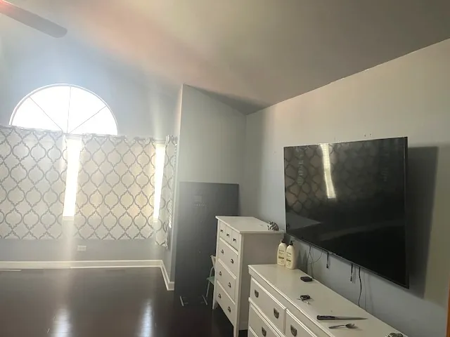 $310,000 | 1273 Dunamon Drive, Bartlett, IL 60103