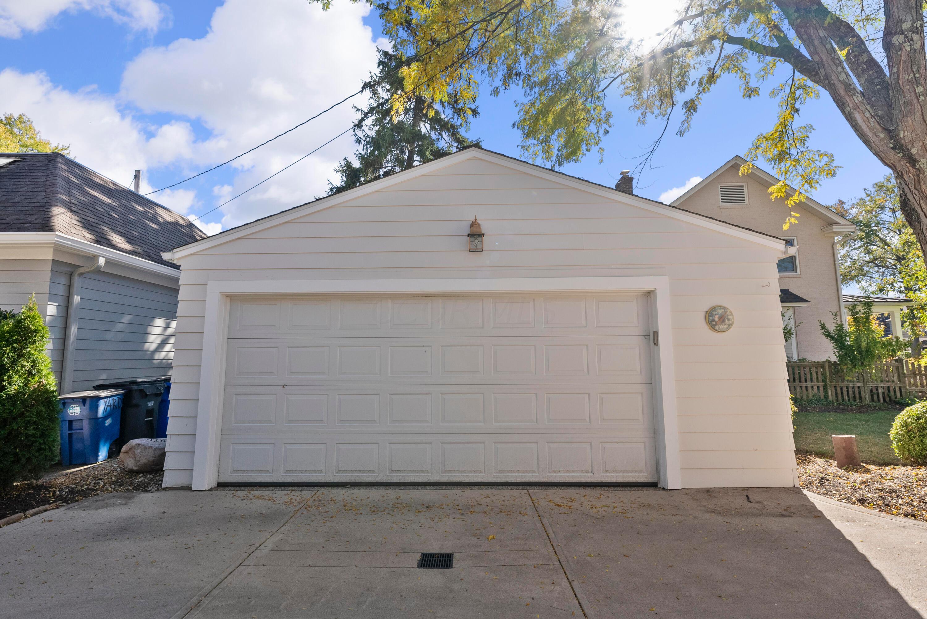 1976 Coventry Road Columbus, OH 43212 - Photo 41 of 44 2-Car Garage