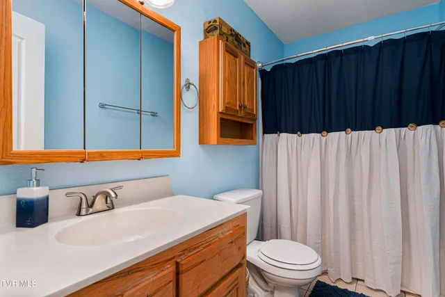 $194,900 | 626 Hospital Hill Lane, Mountain City, TN 37683