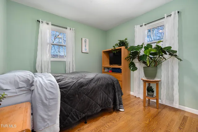 $194,900 | 626 Hospital Hill Lane, Mountain City, TN 37683