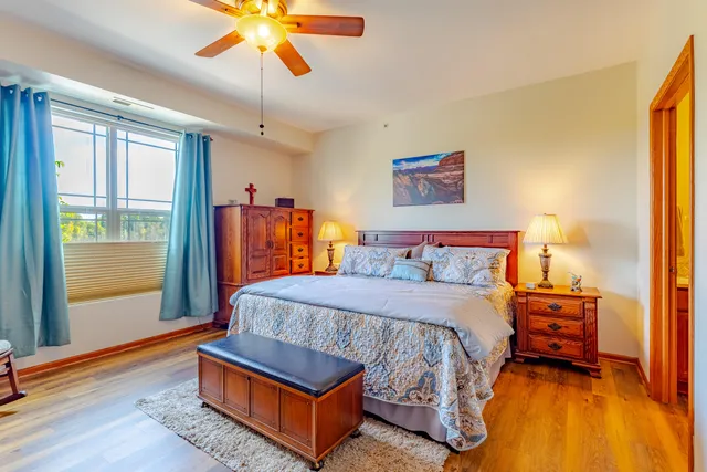 $289,900 | 230 Hilldale Drive, Unit 1108, Hartford, WI 53027