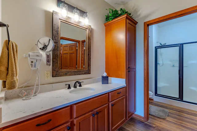 $289,900 | 230 Hilldale Drive, Unit 1108, Hartford, WI 53027