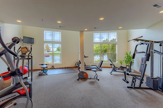 $289,900 | 230 Hilldale Drive, Unit 1108, Hartford, WI 53027