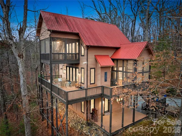 $588,000 | 184 Deep Woods Lane, Saluda, NC 28773