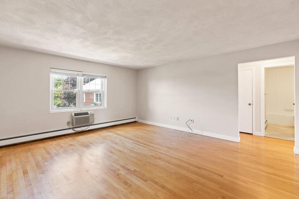 138 Emerson Gardens Road, Unit 138 Lexington, MA 02420 - Photo 4 of 18