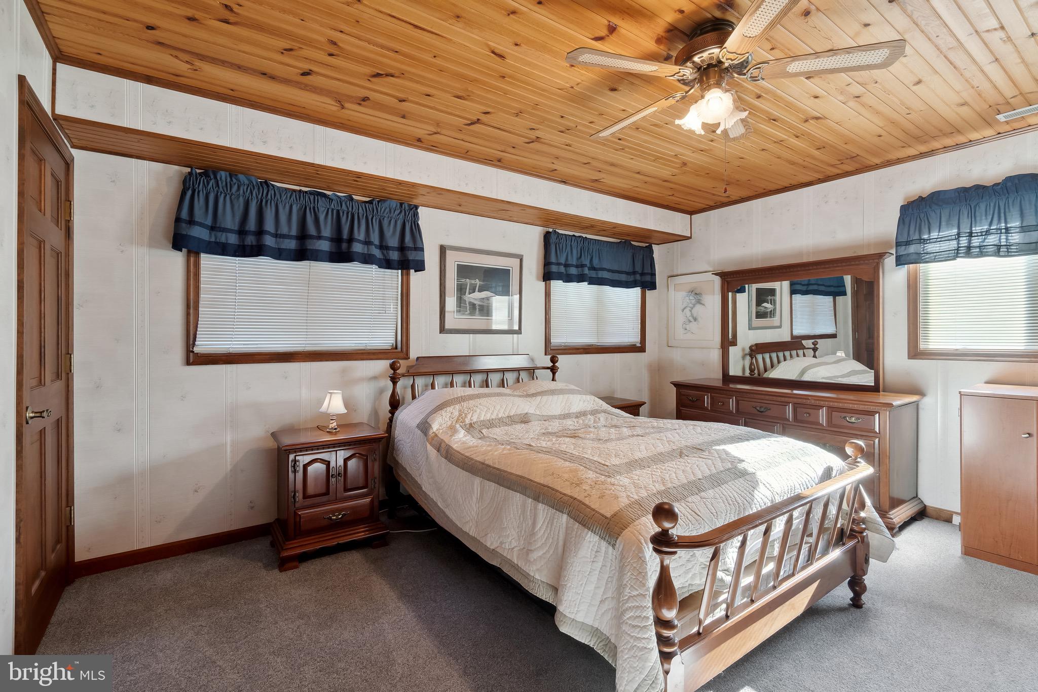 5120 Grays Inn Creek Road Rock Hall, MD 21661 - Photo 12 of 33 Main bedroom