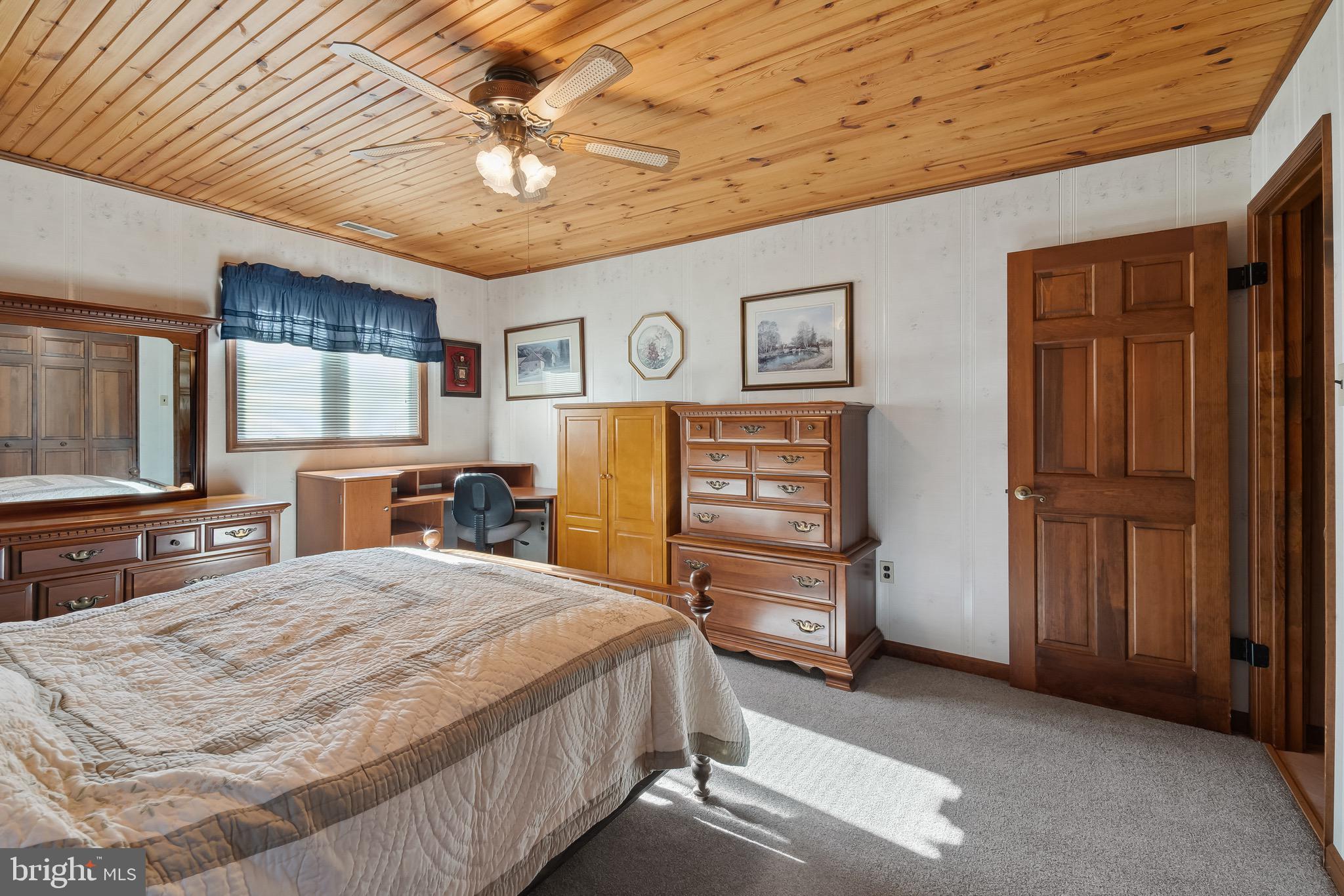 5120 Grays Inn Creek Road Rock Hall, MD 21661 - Photo 13 of 33 Main bedroom