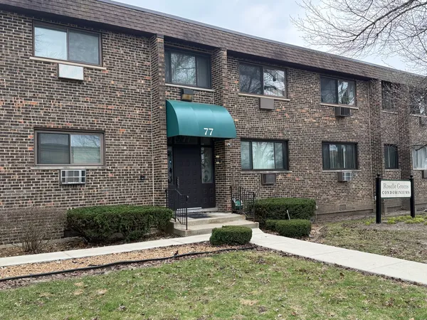 $190,000 | 77 West Central Avenue, Unit 108, Roselle, IL 60172