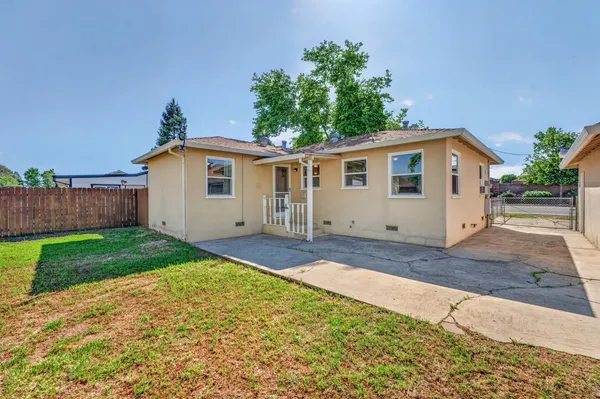 $299,999 | 4349 Olivehurst Avenue, Olivehurst, CA 95961