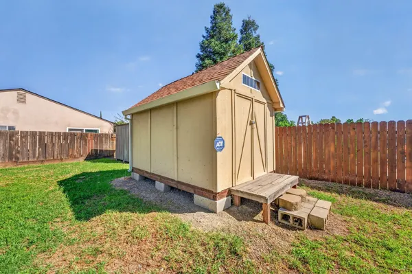 $299,999 | 4349 Olivehurst Avenue, Olivehurst, CA 95961