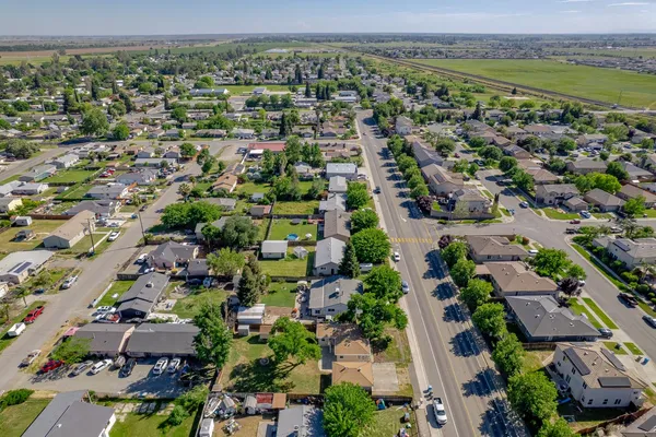 $299,999 | 4349 Olivehurst Avenue, Olivehurst, CA 95961