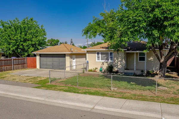 $299,999 | 4349 Olivehurst Avenue, Olivehurst, CA 95961