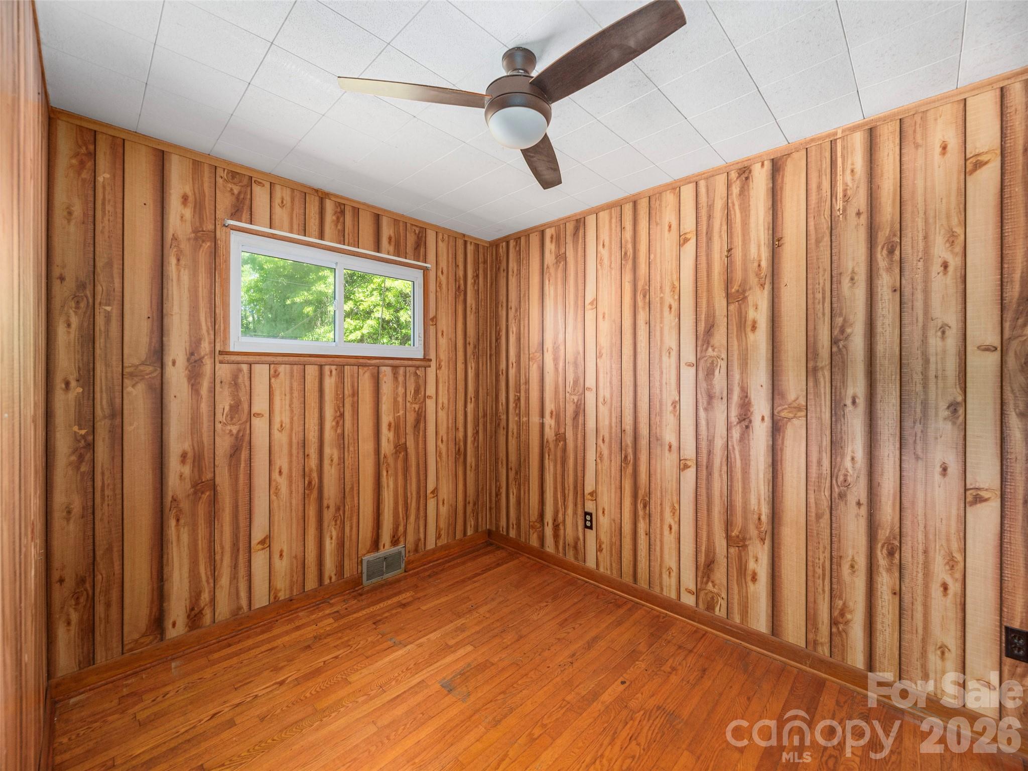 193 Old Howell Mill Road Waynesville, NC 28786 - Photo 9 of 23