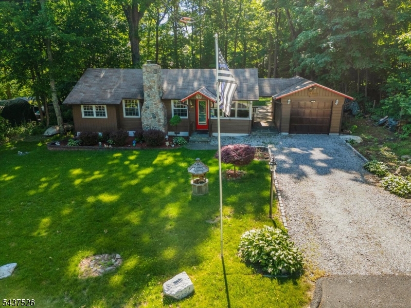 134 Birch Road Vernon, NJ 07422 - Photo 4 of 47