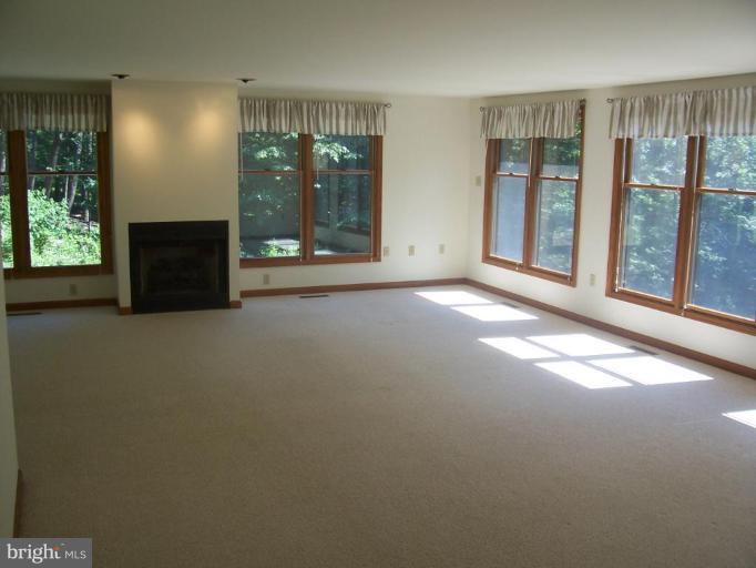 7918 Edgewood Church Road Frederick, MD 21702 - Photo 6 of 16 Great Room