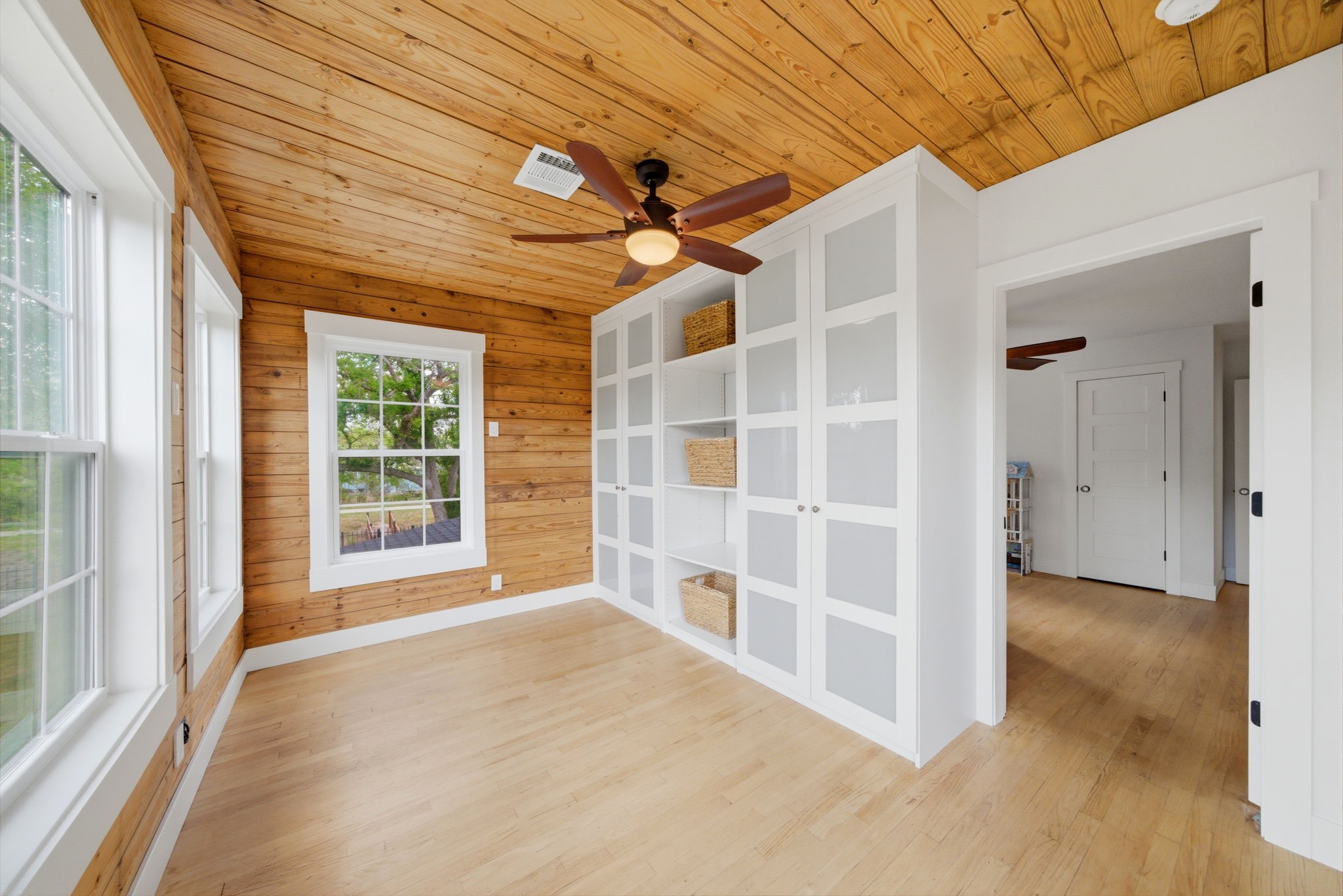 3128 Prospect Street Houston, TX 77004 - Photo 23 of 36 a view of an empty room with a window