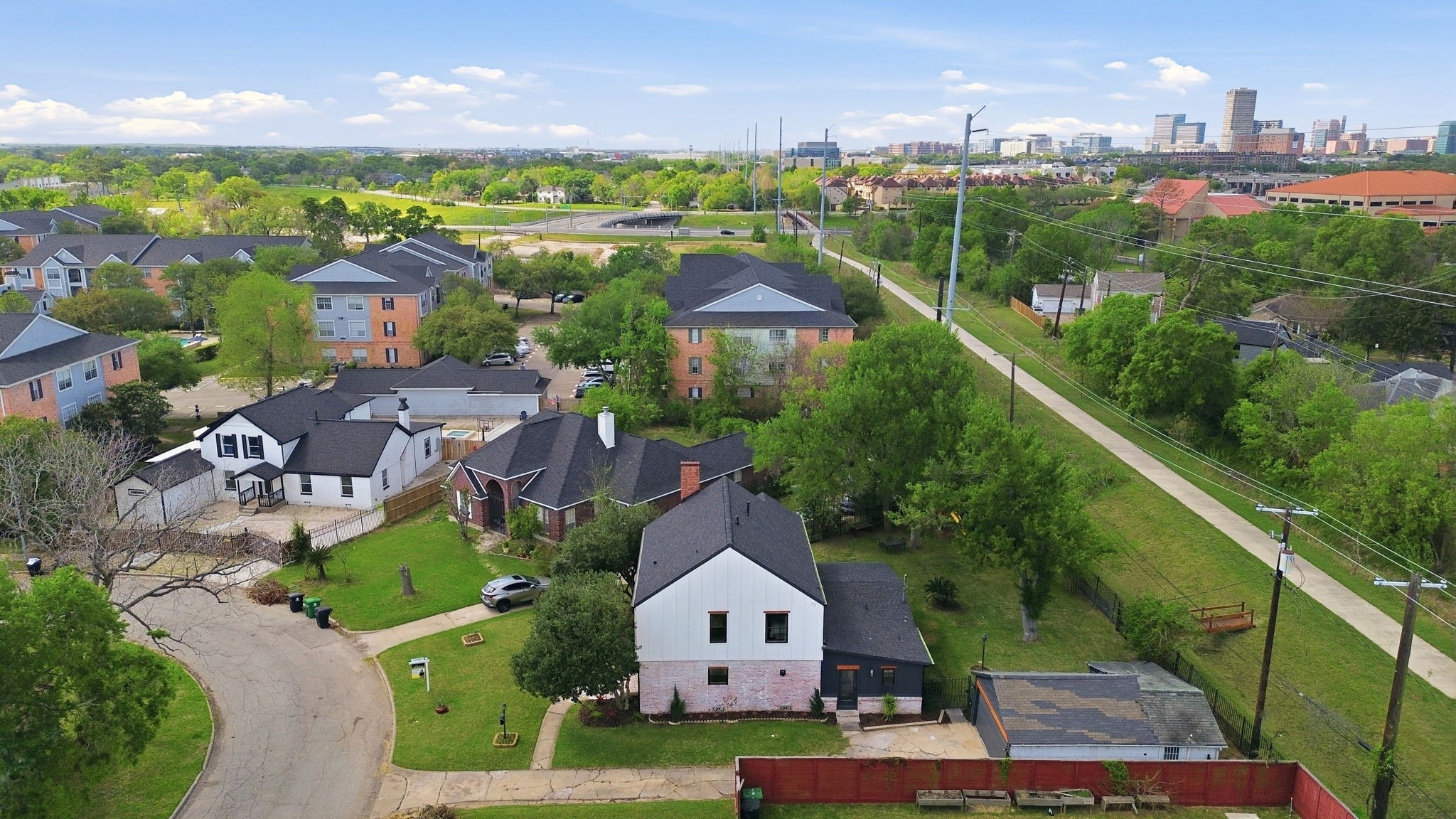 3128 Prospect Street Houston, TX 77004 - Photo 33 of 36 a view of a city from a balcony