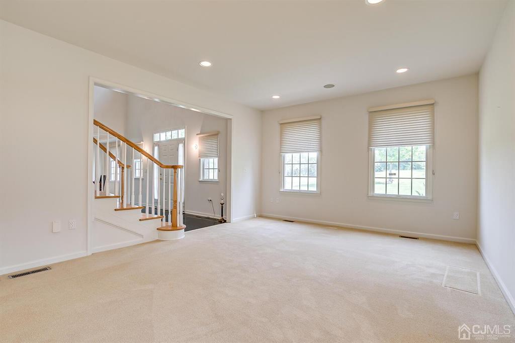 12 Hayduk Drive Edison, NJ 08820 - Photo 17 of 64