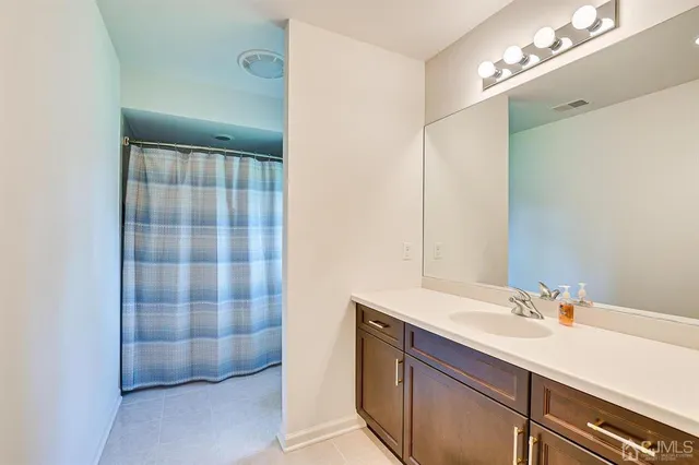 $1,899,900 | 12 Hayduk Drive, Edison, NJ 08820