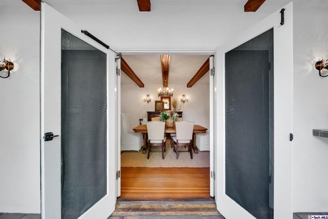 $2,800,000 | 1450 Royal Boulevard, Glendale, CA 91207