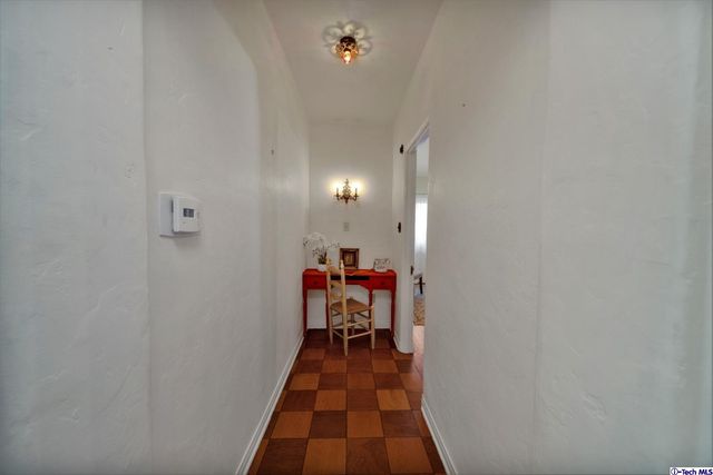 $2,800,000 | 1450 Royal Boulevard, Glendale, CA 91207