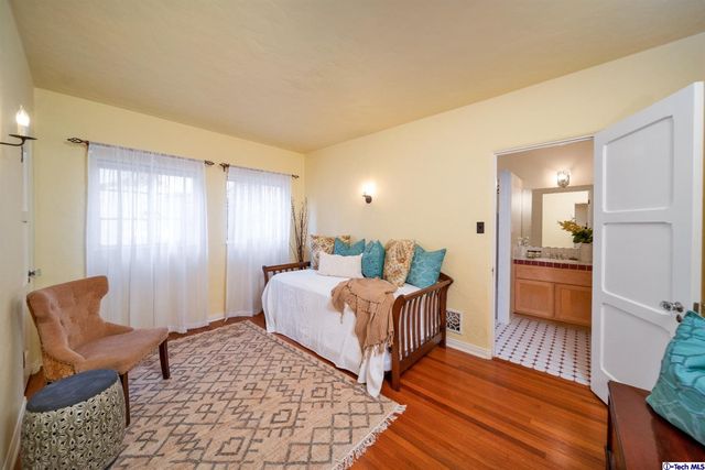 $2,800,000 | 1450 Royal Boulevard, Glendale, CA 91207