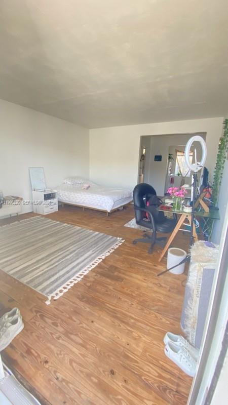7440 Byron Avenue, Unit 12B Miami Beach, FL 33141 - Photo 11 of 22 a view of room with toys