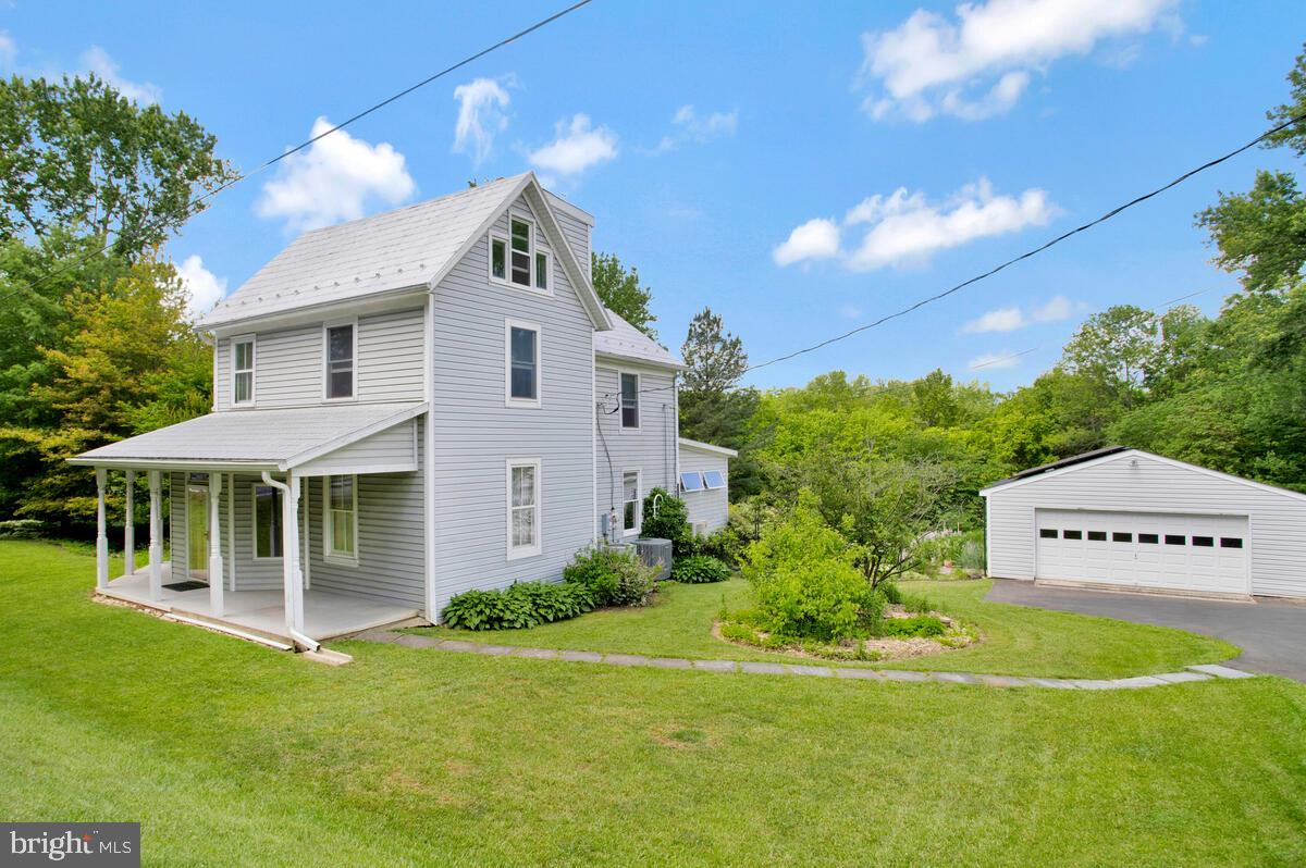 22350 Old Hundred Road Barnesville, MD 20838 - Photo 4 of 47 Gallery Image 4