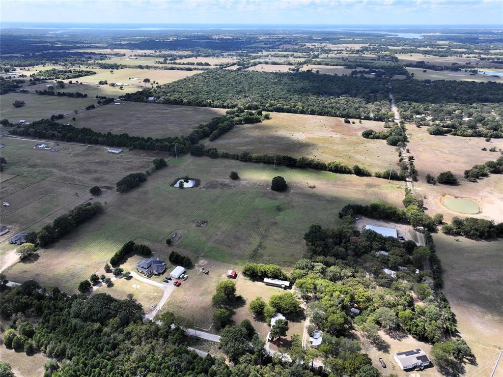 421 Weakes Street Eustace, TX 75124 - Photo 39 of 40 an aerial view of multiple house