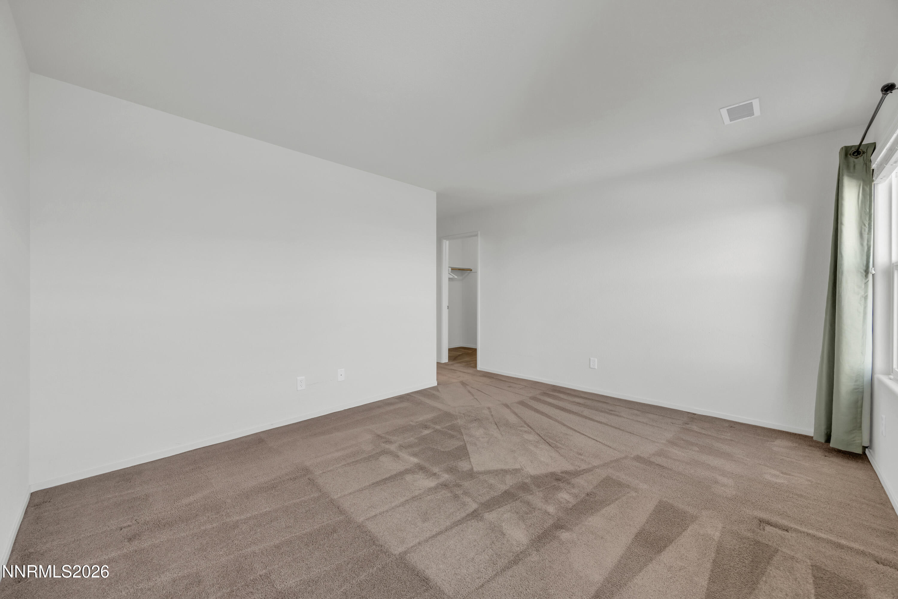 11385 Verazae Drive Reno, NV 89521 - Photo 12 of 32 27_img_4225