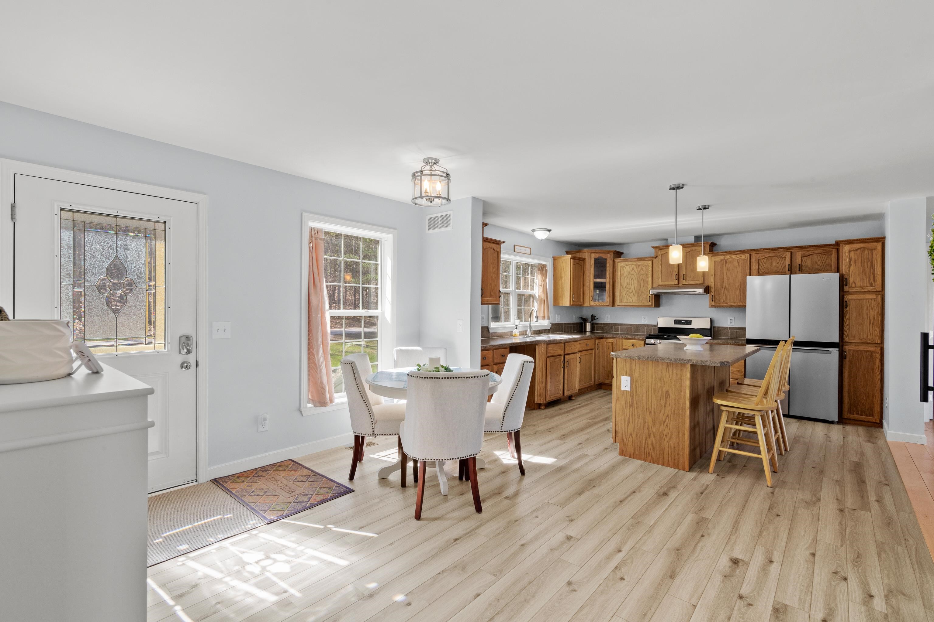 46 Snow Pond Road Concord, NH 03301 - Photo 7 of 40