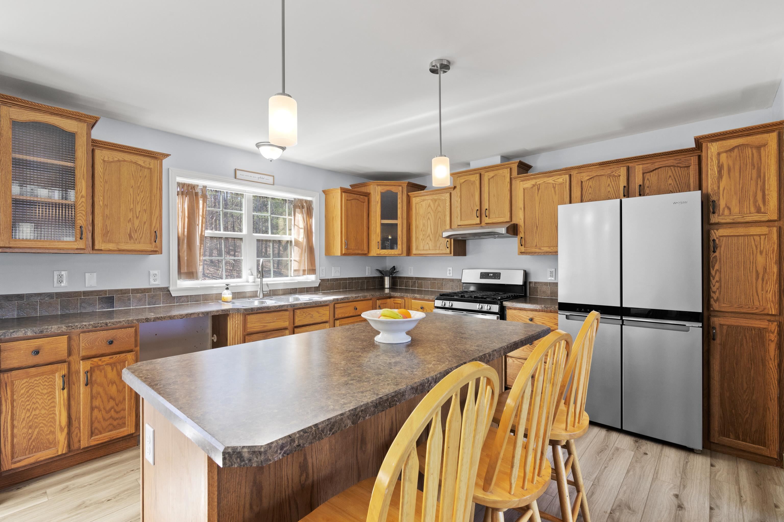 46 Snow Pond Road Concord, NH 03301 - Photo 8 of 40