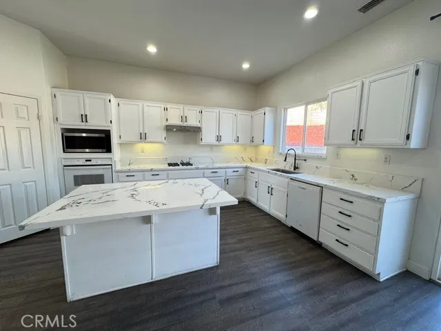 $1,050,000 | 11818 Amethyst Court, Jurupa Valley, CA 91752